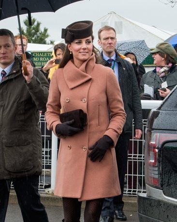 Kate Middleton horse races Joseph coat