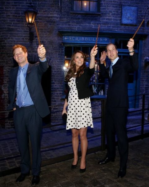 Kate Middleton baby bump Harry Potter Topshop