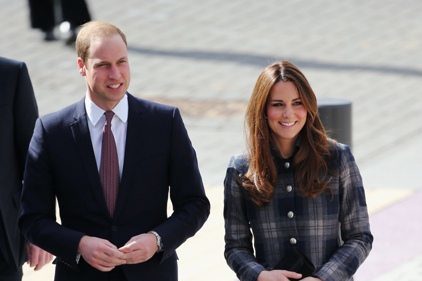 Kate Middleton baby bump Moloh tartan coat Scotland