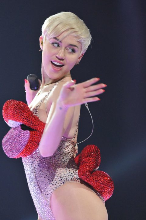 London Bangerz Tour Miley Cyrus 02