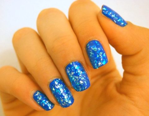 textured nail polish trend Ellie
