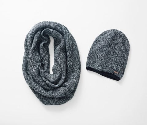TOMS Target Womens hat and scarf