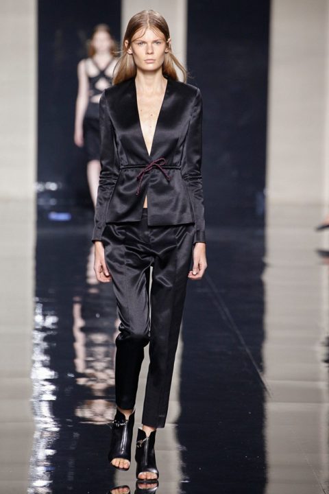spring fashion 2015 trend waist defining detail christopher kane
