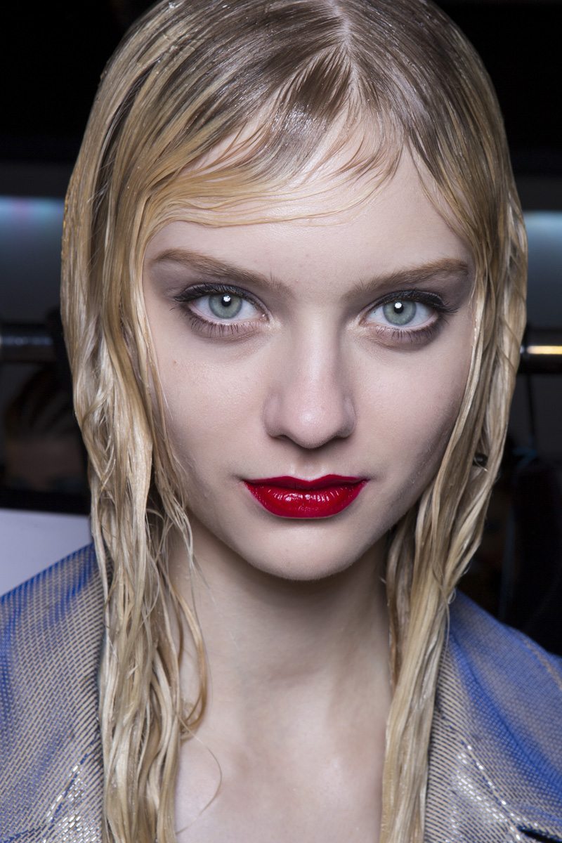 5 ways to style your hair after swimming so you never look like a drowned  rat again - FASHION Magazine