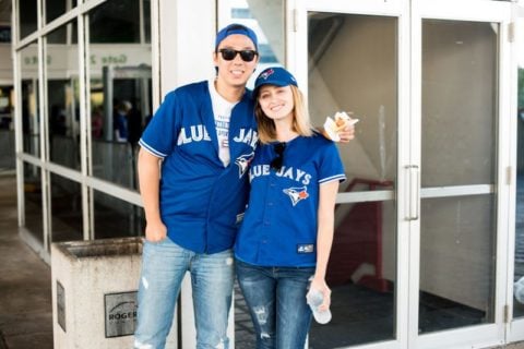 Street Style Blue Jays Edition 23 Shots Of Decked Out Fans In Toronto Fashion Magazine