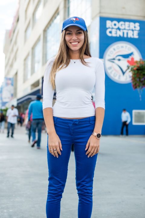 Street Style Blue Jays Edition 23 Shots Of Decked Out Fans In Toronto Fashion Magazine