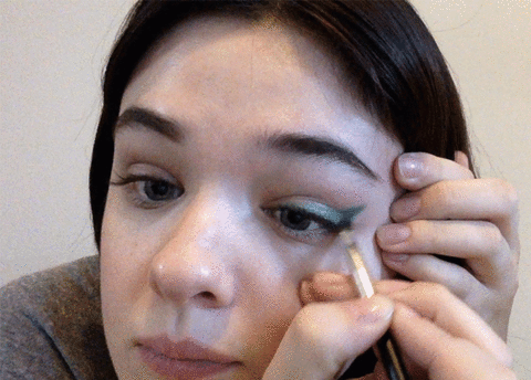 eyeliner gif tutorial look1 step2