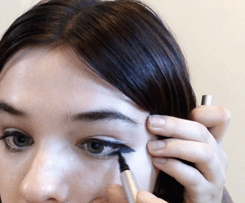 eyeliner gif tutorial look4 step2
