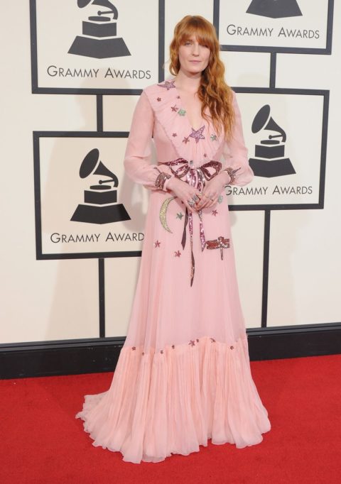 grammys 2016 red carpet Florence Welch