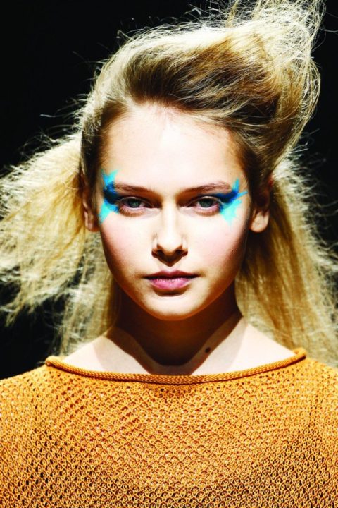 spring beauty 2016 trends blue makeup issey miyake