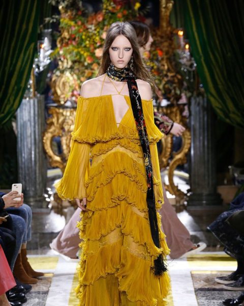 fall fashion 2016 off-the-shoulder trend roberto cavalli