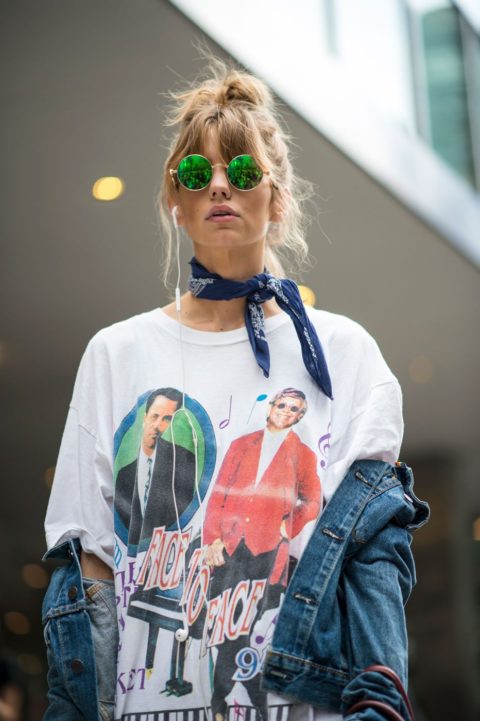 How To Wear A Graphic Tee