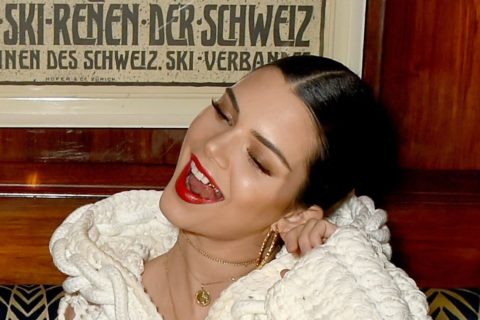kendall jenner gold teeth