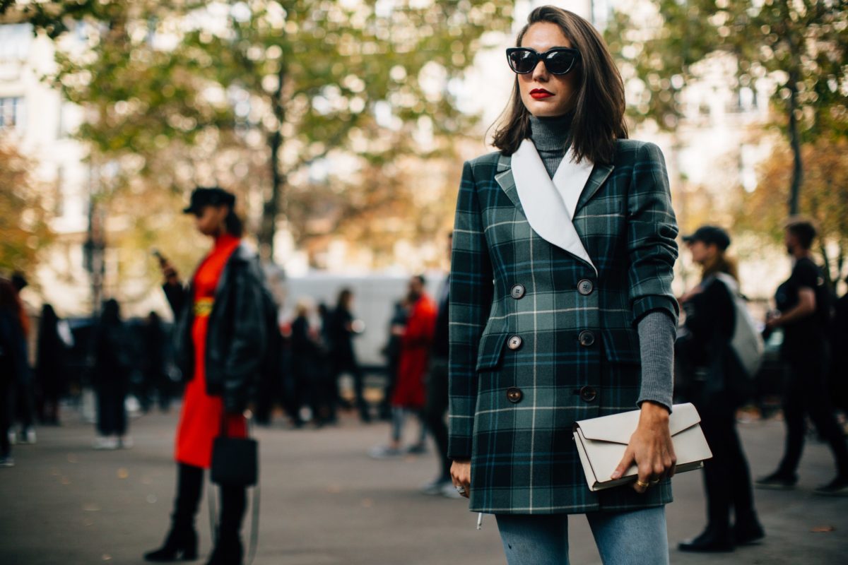 How to Wear Plaid and Not Look Like You Belong In a Holiday Card ...
