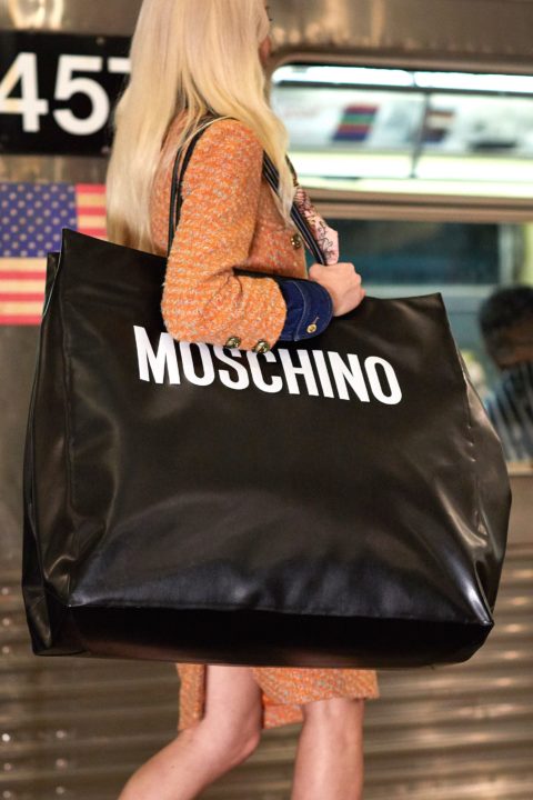 Moschino oversized accessories