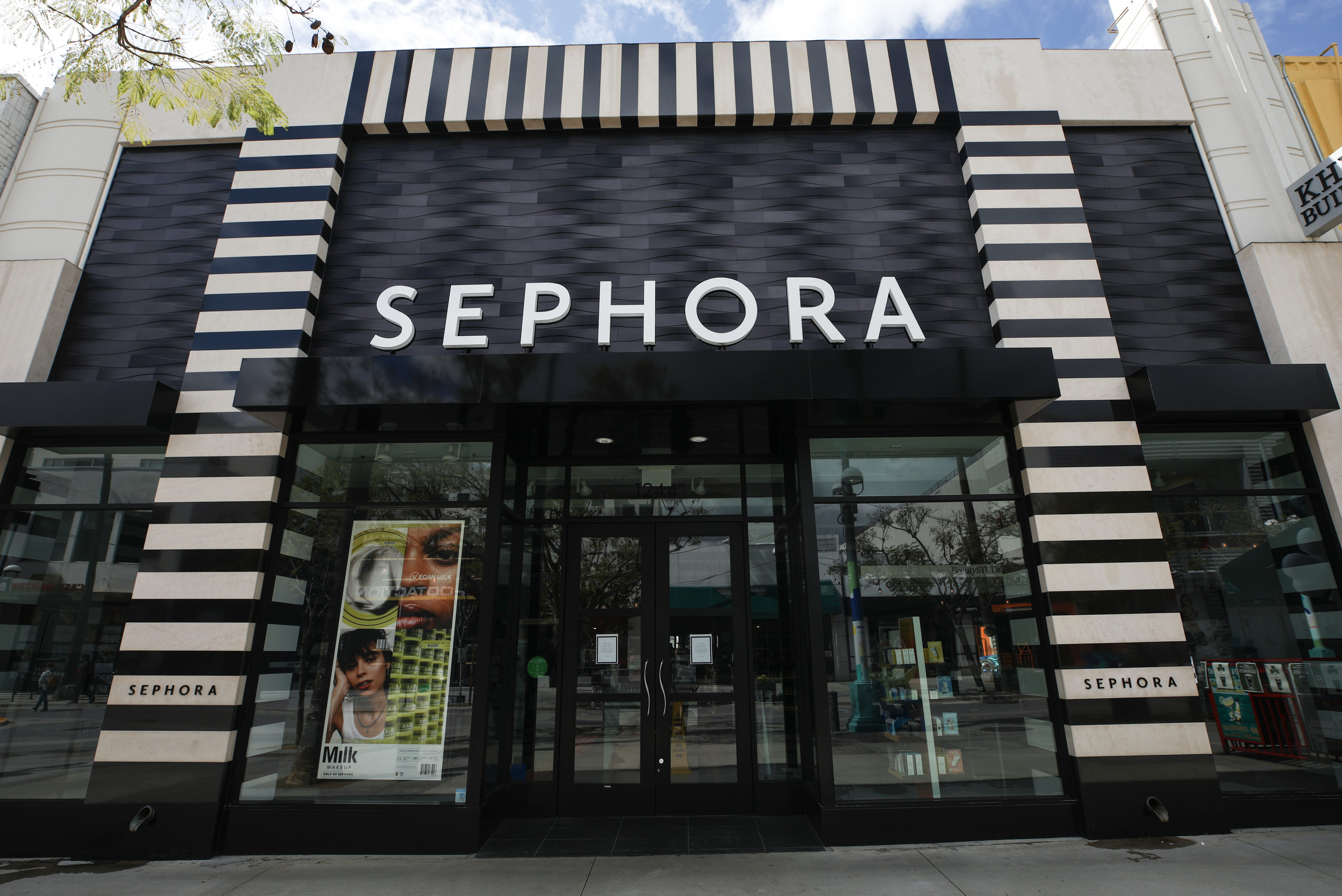 Sephora Celebrates 25 Years In The USA