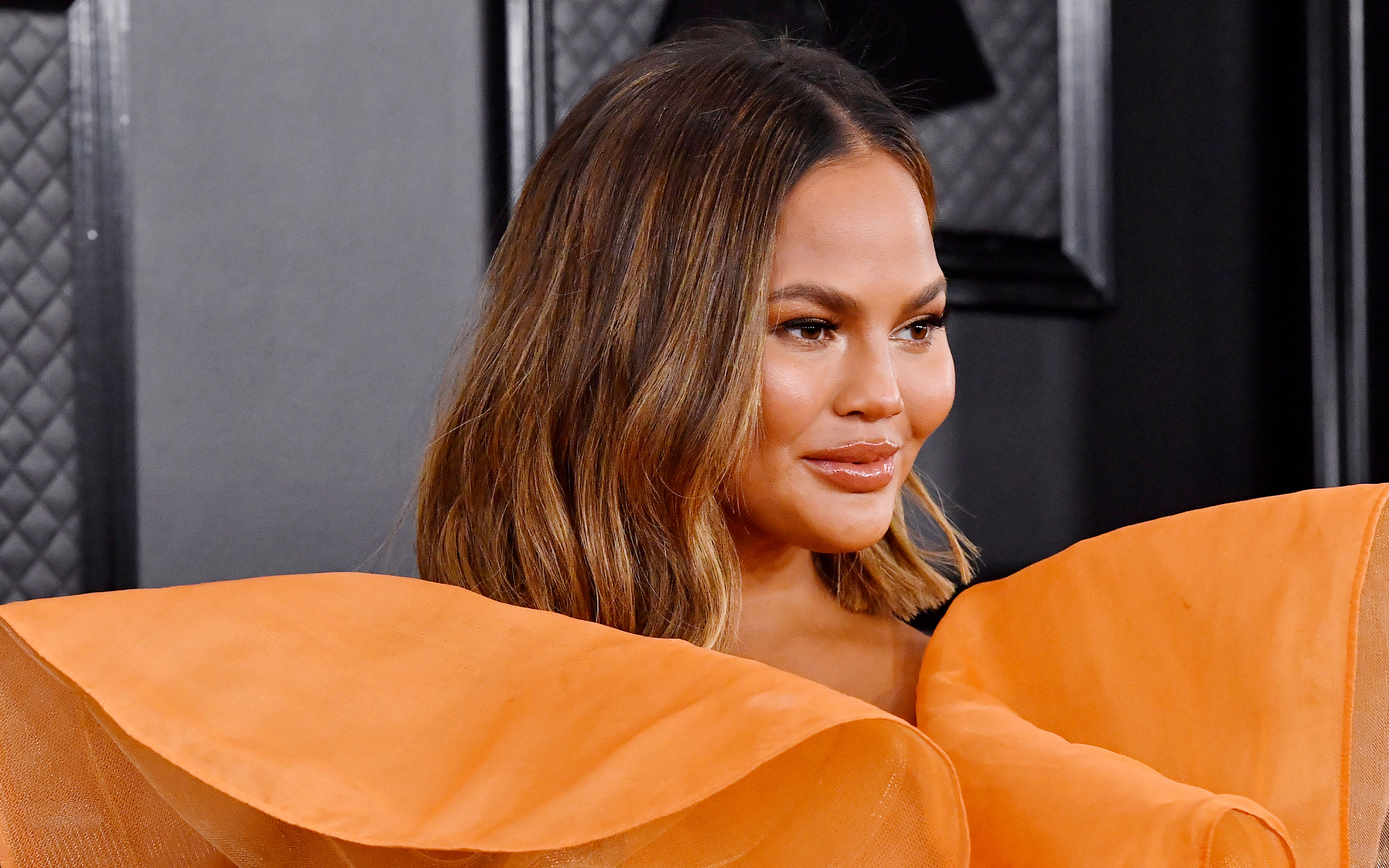 Chrissy Teigen Apologizes Amid Bullying Controversy: “I Was a Troll, Full Stop”