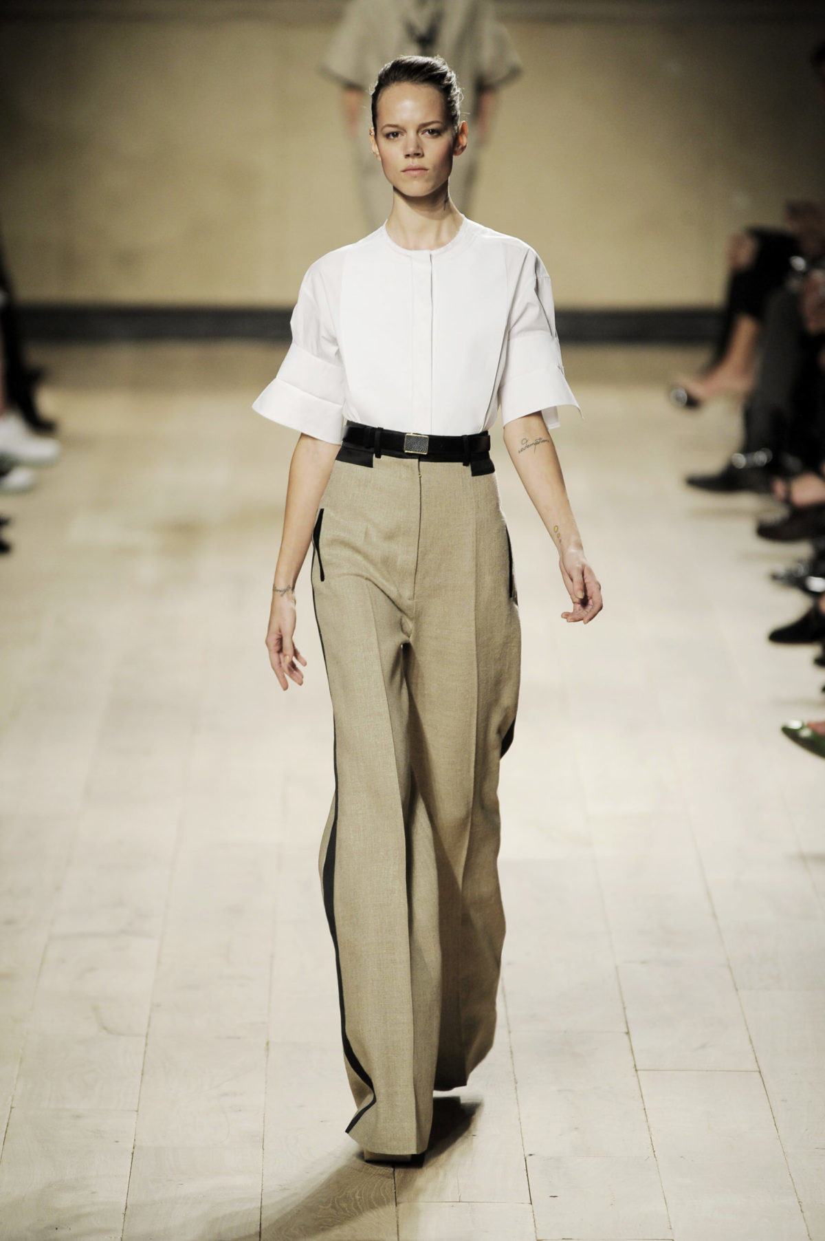 Phoebe Philo New Brand: Designer Returns with Her Own Label Oct. 30 ...