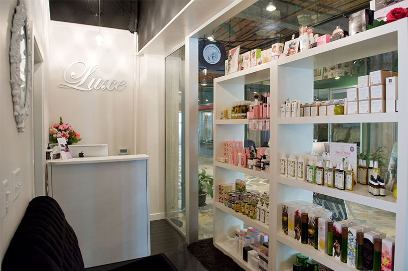Luxe Beauty Lounge (Photo: Michael Gordon)