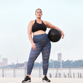 Knix Active leggings and sports bra