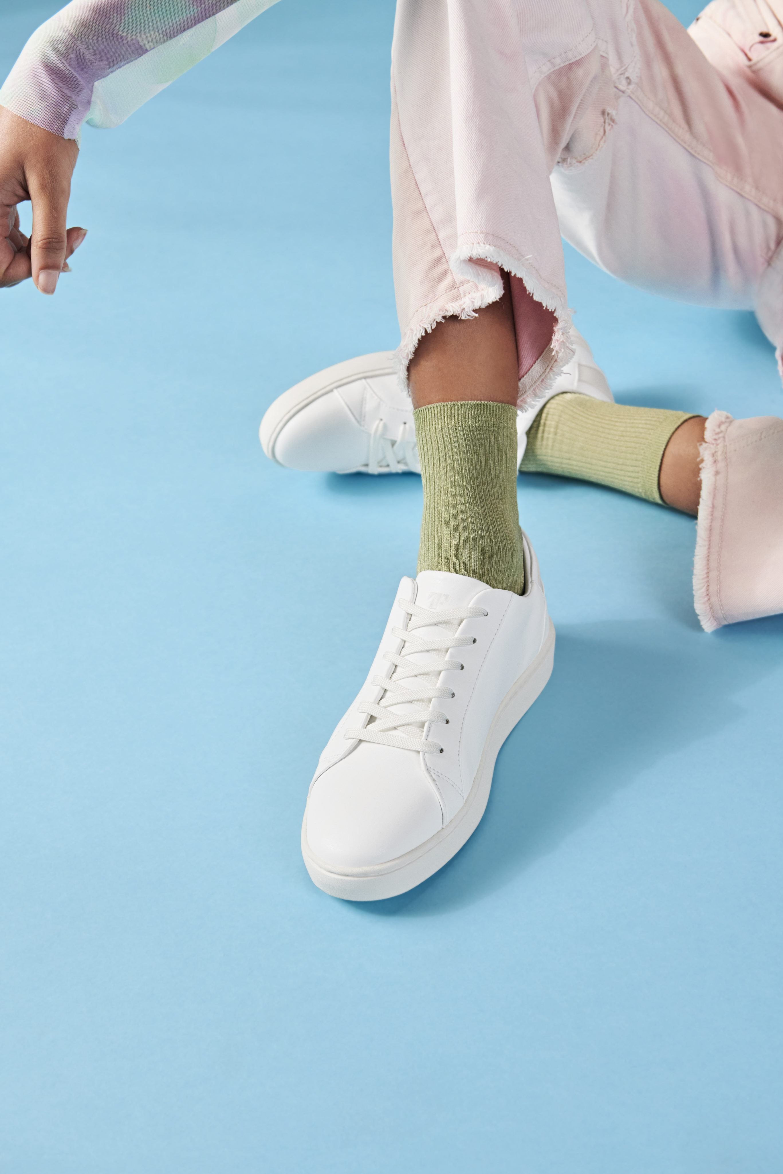 Thousand Fell: The Vegan Recyclable Sneaker Is Available In Canada ...