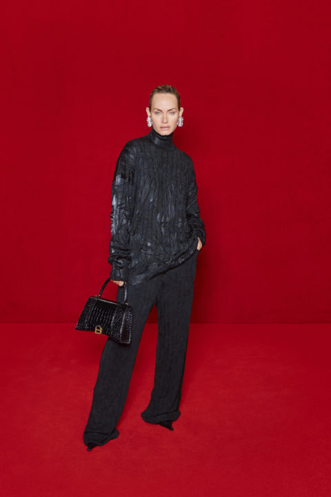Balenciaga and The Simpsons Red Carpet:Amber Valletta
