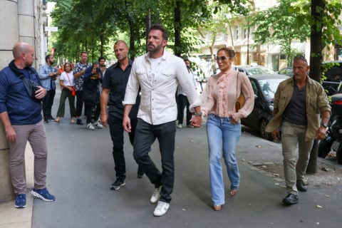 jlo walking in paris with ben affleck for their honeymoon