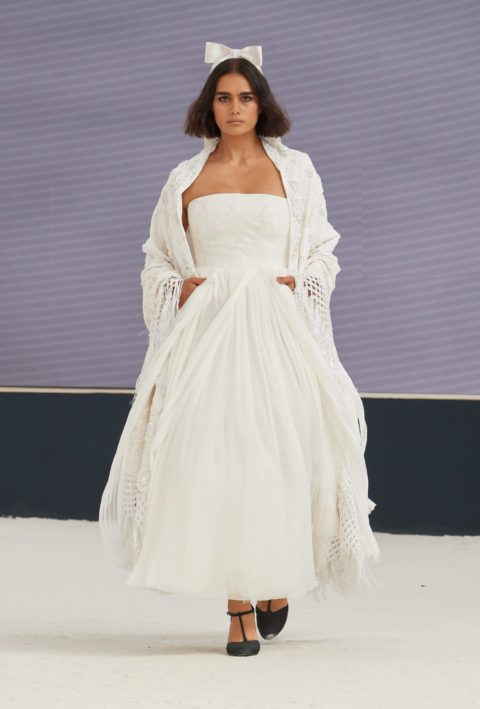 Chanel Fall 2022 couture wedding dress