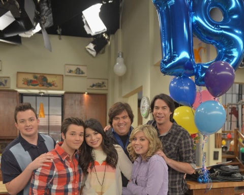 "iCarly" co-stars Miranda Gosgrove, Jennette McCurdy, Jerry Trainor, Nathan Kress, Noah Munck and creator Dan Schneider at Nickelodeon Studios, 2012