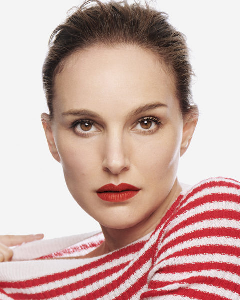 Natalie Portman in red Dior lipstick