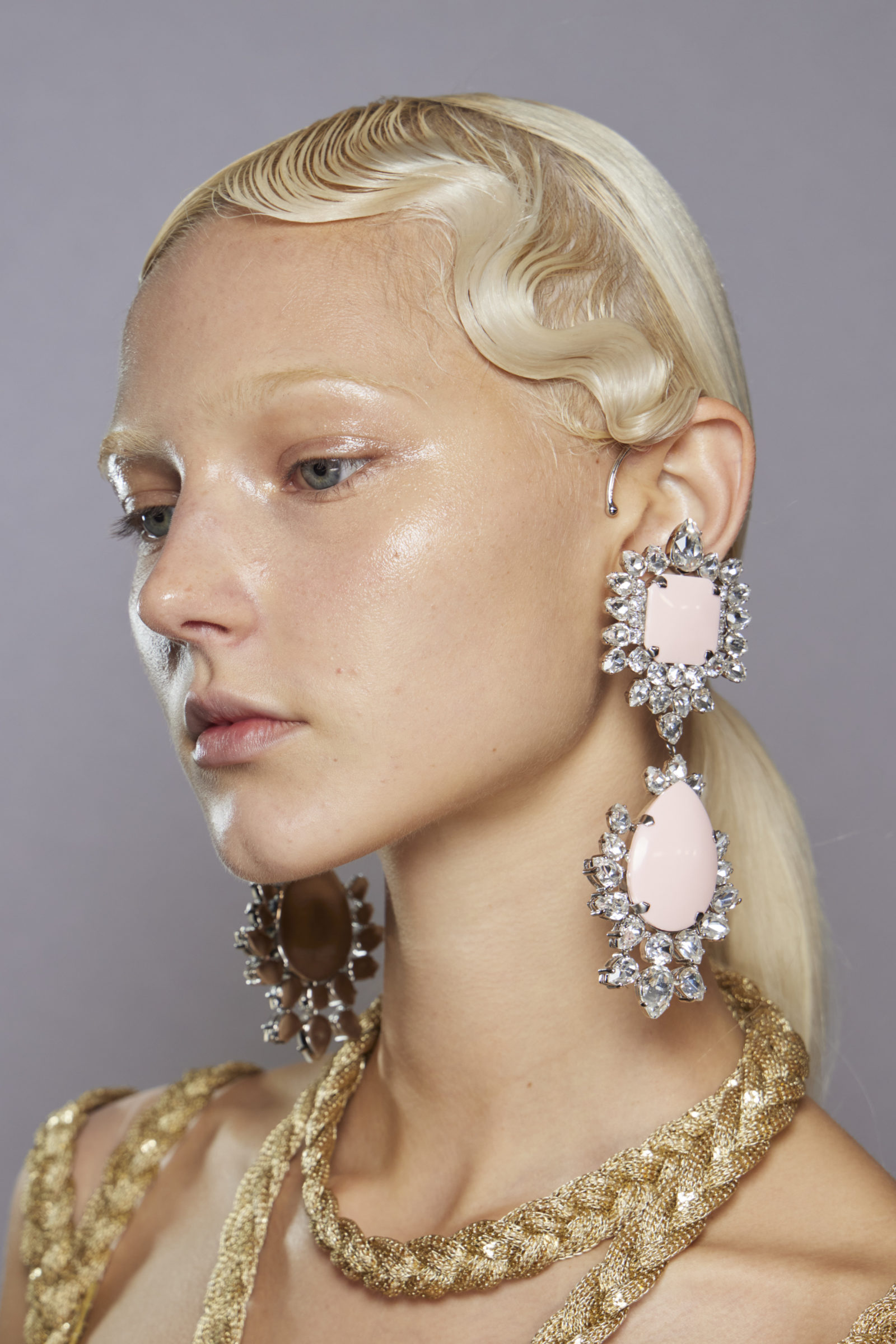 The Spring 2023 Beauty Trends to Start Wearing Now - FASHION Magazine