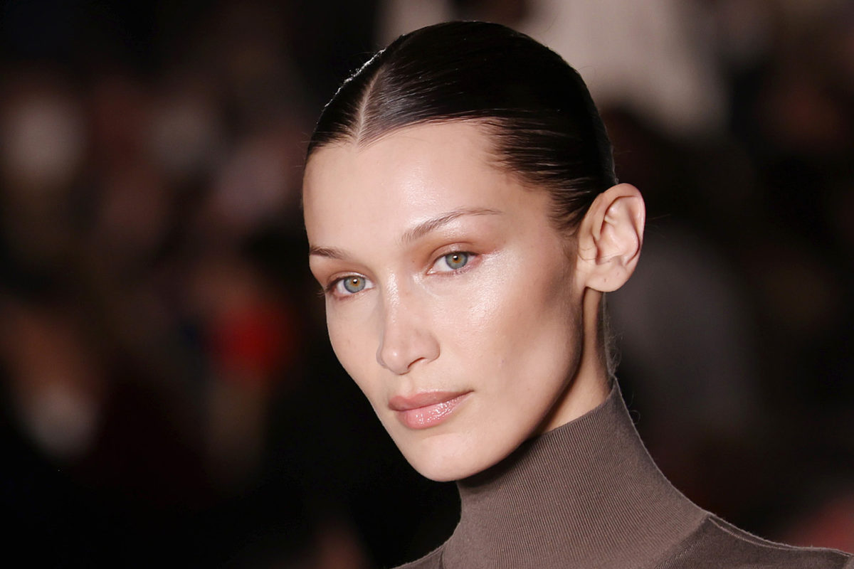 How to Achieve the Perfect Slicked Back Blonde Hair - wide 3