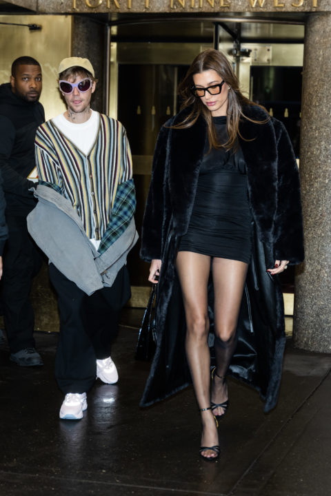 Read more about the article Hailey and Justin Bieber Have Polar Opposite Street Styles