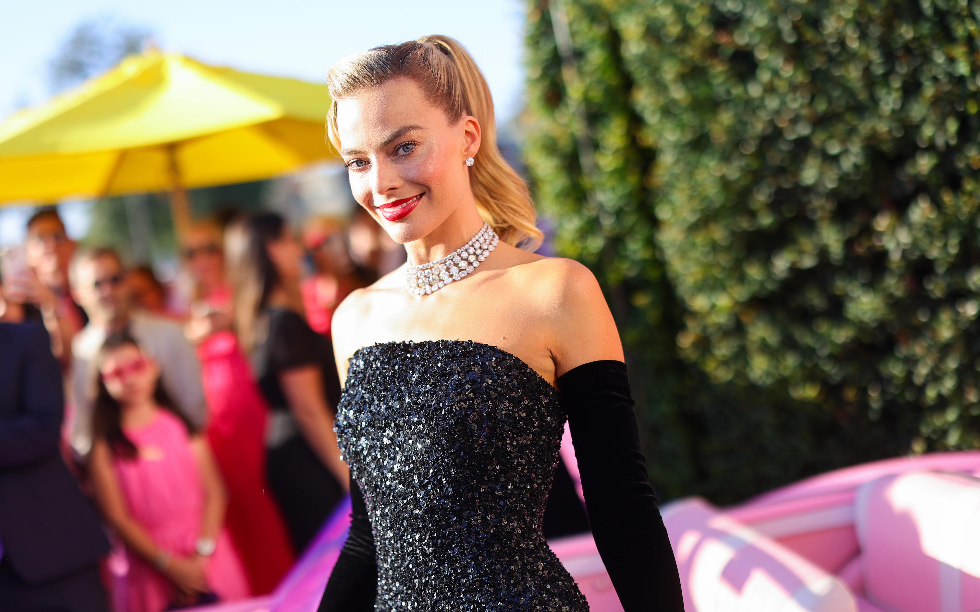 Margot Robbie's Pink Airport Luggage Is About to Sell Out