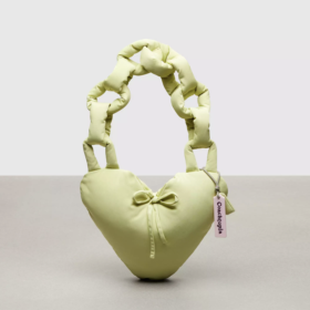 Green puffy heart with a link strap